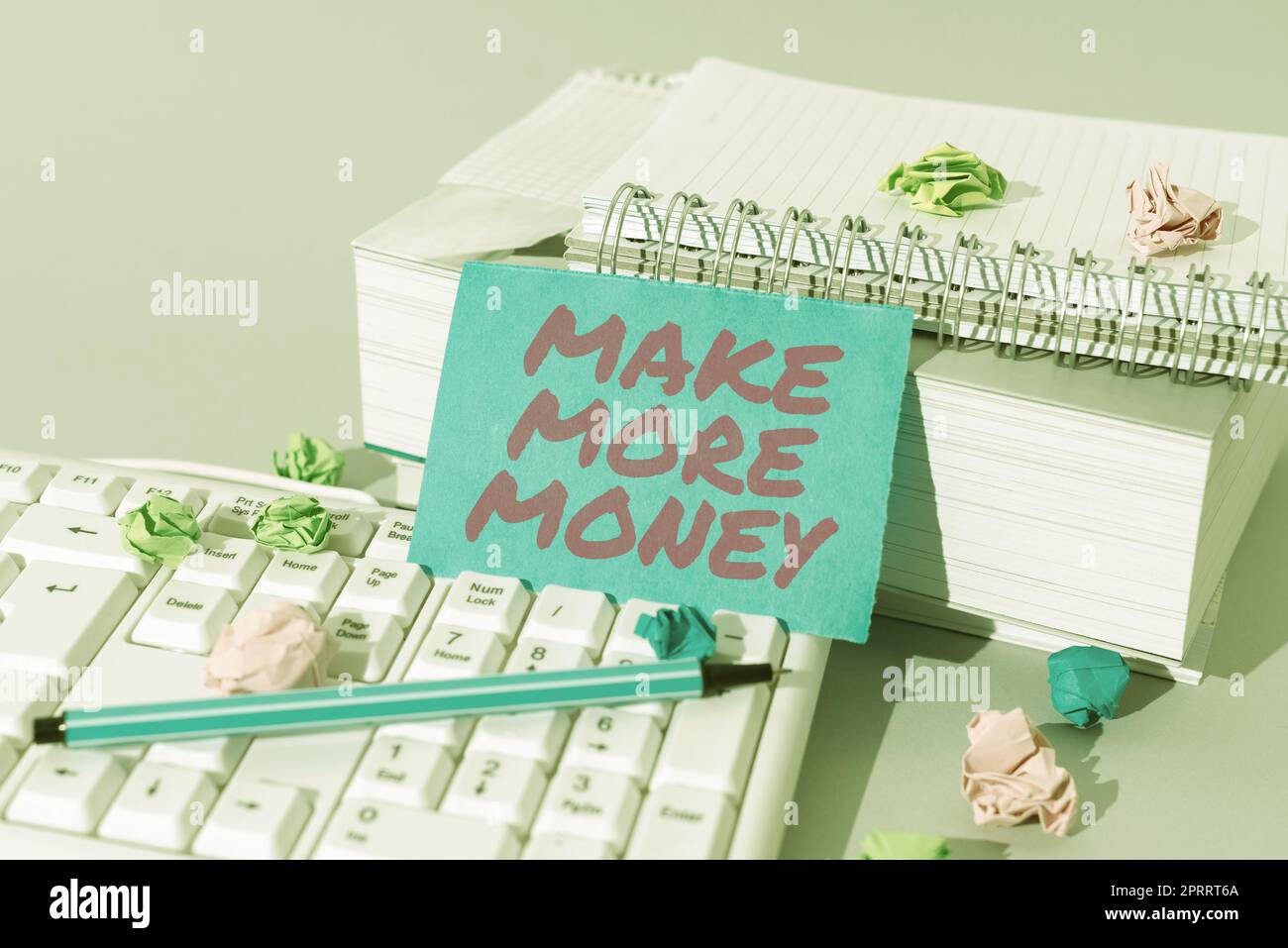 Affiche textuelle montrant nous pouvons vous aider. Concept d'entreprise augmenter vos revenus avantages salariaux travailler plus ambitieux ambition Banque D'Images