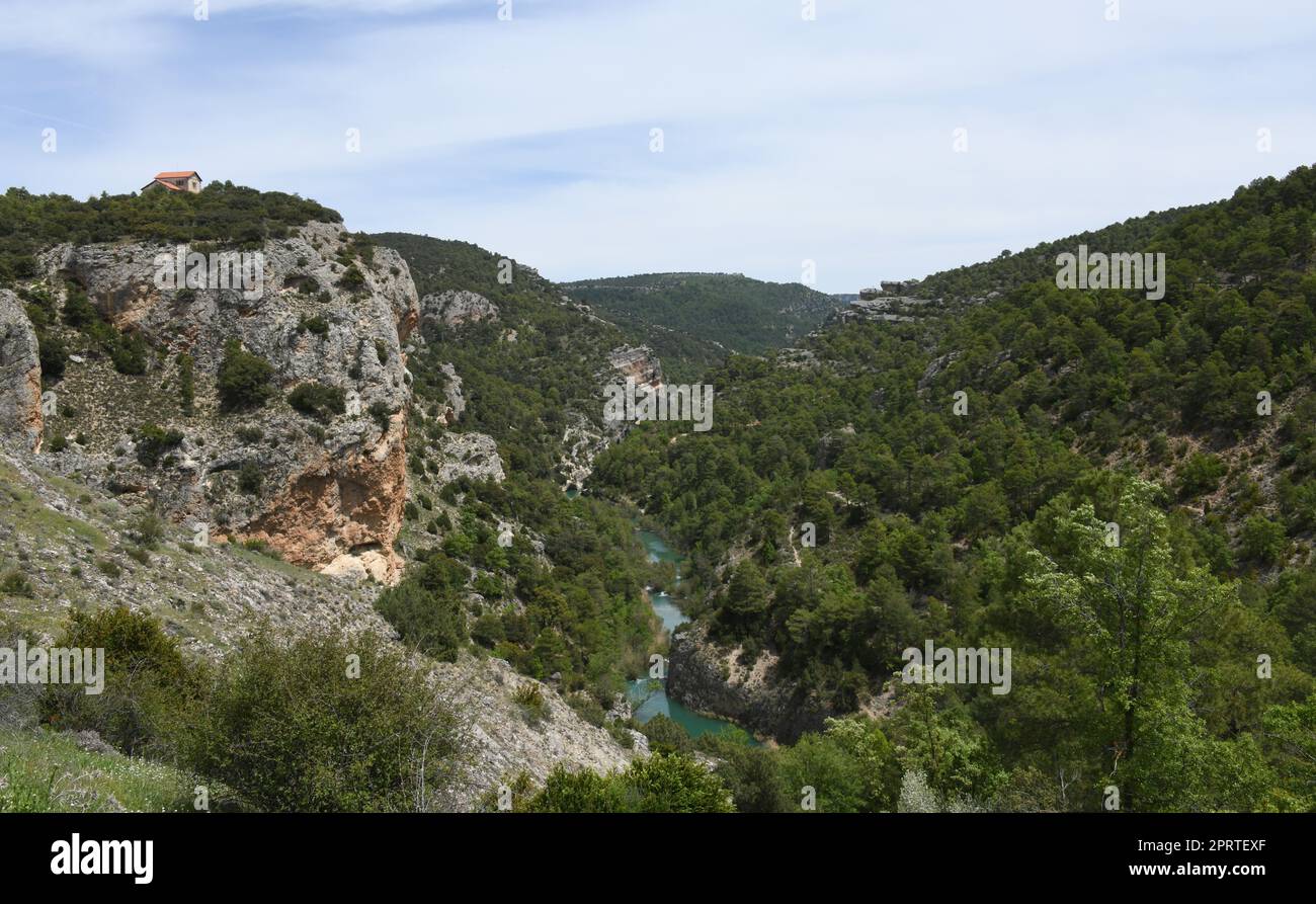 Le paysage vert, campagne dans la province de Cuenca, Espagne Banque D'Images