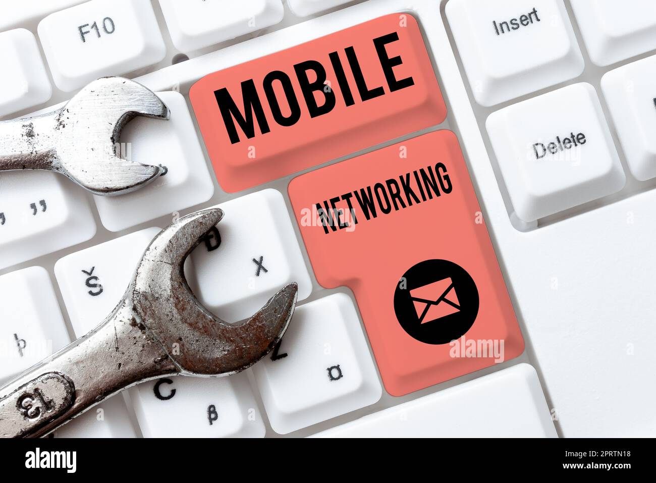 Légende conceptuelle réseau mobile réseau de communication où la dernière liaison est sans fil. Concept Internet réseau de communication où la dernière liaison est sans fil Banque D'Images