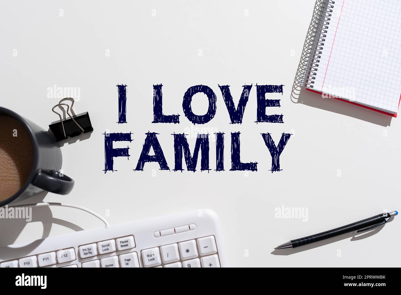 Texte d'écriture J'aime famille. Photo conceptuelle bons sentiments à propos de parents aimer ceux qui sont bien-aimés Banque D'Images