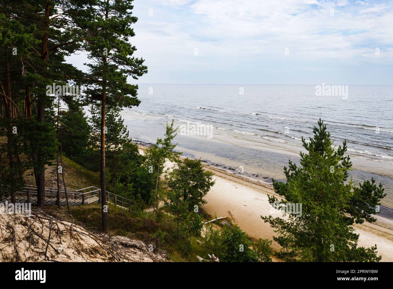 Vue depuis la plate-forme d'observation près de la mer Baltique en Lettonie Banque D'Images