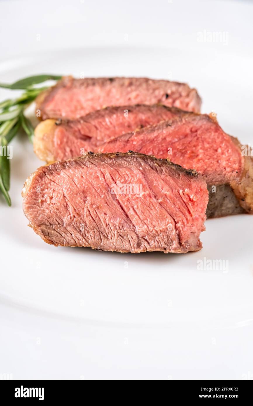 Steak de bœuf en tranches Banque D'Images