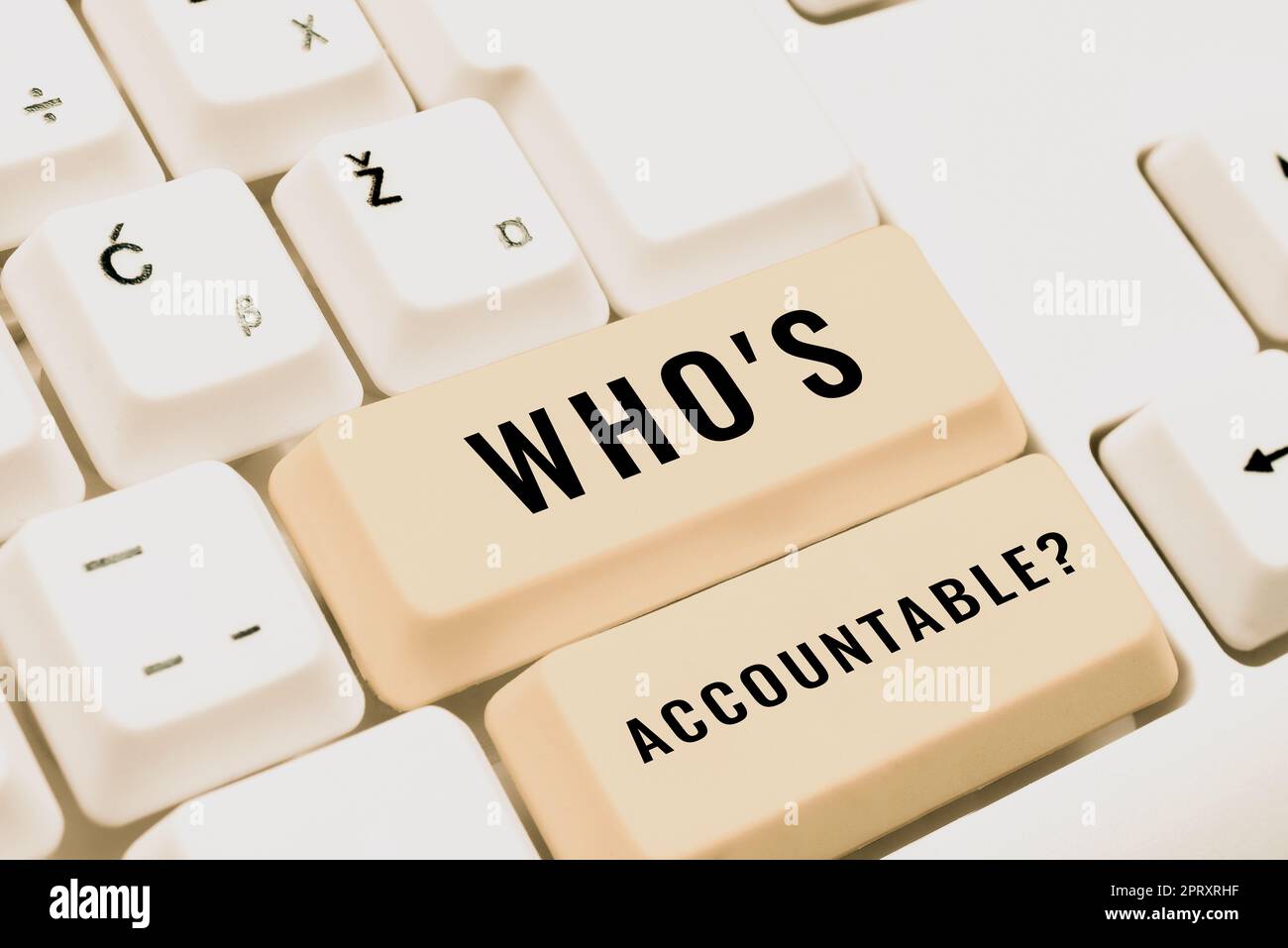 Écriture affichant le texte qui est responsable, approche d'entreprise la responsabilité de quelque chose dans un s est la puissance ou le contrôle Banque D'Images