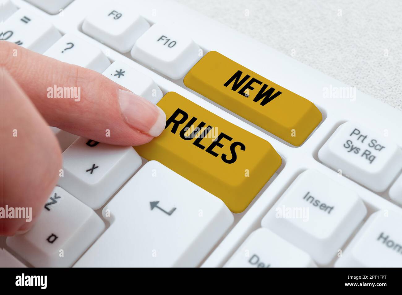 Signature manuscrite nouvelles règles, concept Internet État de la modification d'une politique iplemented pour une meilleure mise à niveau Banque D'Images