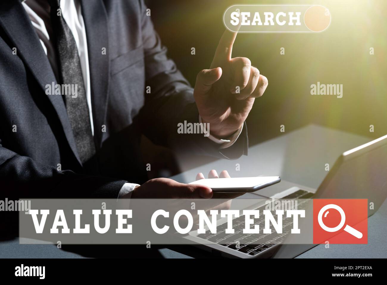 Écriture affichant du texte valeur contenu, Business présente des détails exclusifs auxquels un client ne peut accéder nulle part Banque D'Images