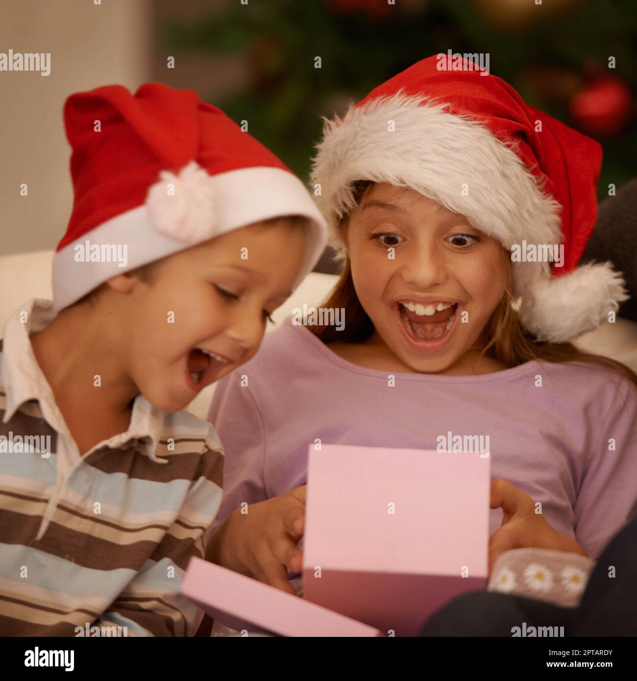 Hey semble que le Père Noël peut prendre un conseil. Une petite fille