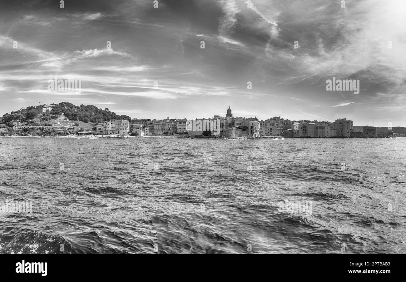 Vue panoramique sur Saint-Tropez, Côte d'Azur, France Banque D'Images