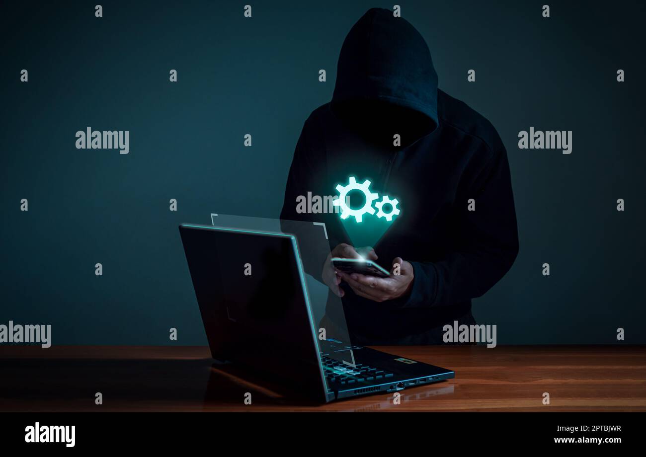 Les pirates informatiques espionne les téléphones portables. Concept de système de sécurité de l'information dans les réseaux Internet et l'espionnage de l'information. Banque D'Images