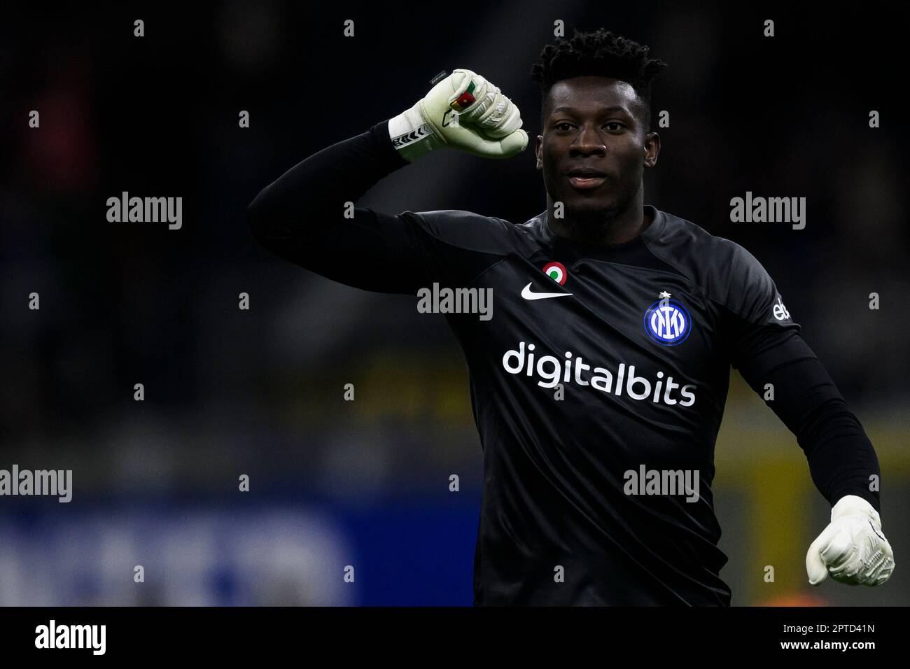 Milan, Italie. 26 avril 2023. Andre Onana du FC Internazionale célèbre lors du match de football mi-finale de la deuxième jambe de Coppa Italia entre le FC Internazionale et le FC Juventus. Credit: Nicolò Campo/Alay Live News Banque D'Images