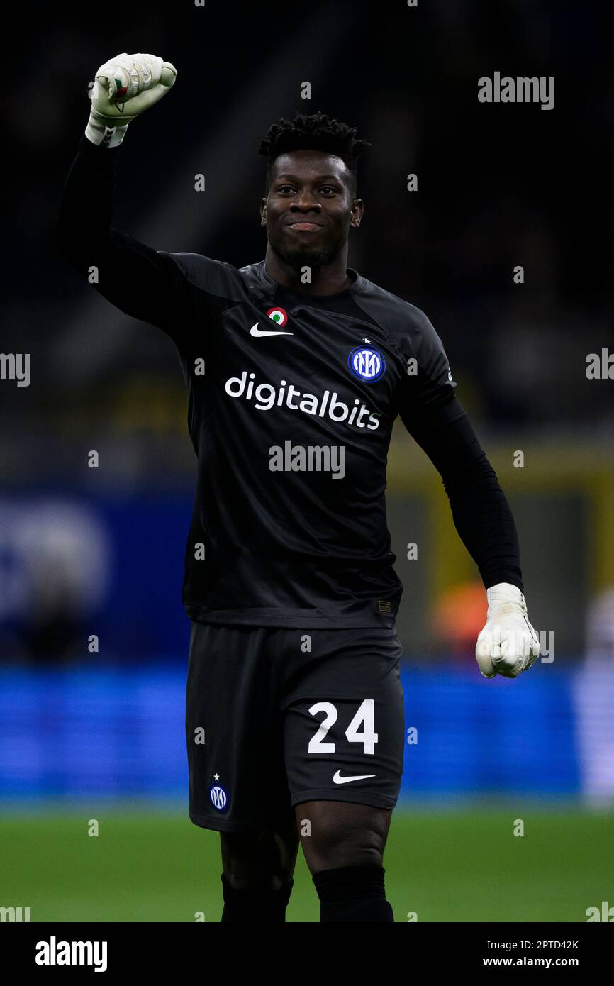 Milan, Italie. 26 avril 2023. Andre Onana du FC Internazionale célèbre lors du match de football mi-finale de la deuxième jambe de Coppa Italia entre le FC Internazionale et le FC Juventus. Credit: Nicolò Campo/Alay Live News Banque D'Images