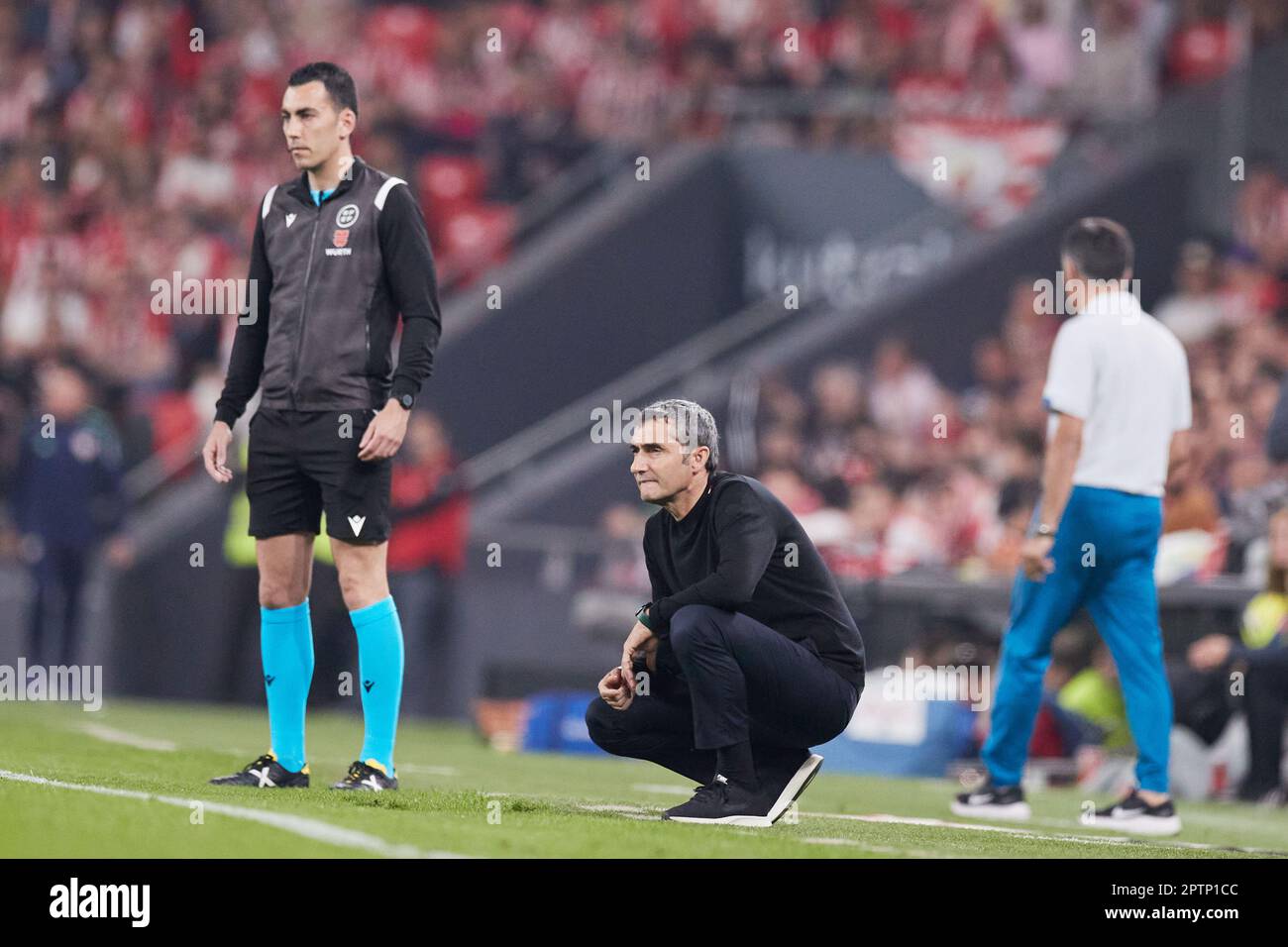 Ernesto Valverde entraîneur en chef du club d'athlétisme lors du championnat d'Espagne la Liga match de football entre le club d'athlétisme et le FC de Séville sur 27 avril 2023 au stade de San Mames à Bilbao, Espagne - photo: Ricardo Larreina/DPPI/LiveMedia Banque D'Images