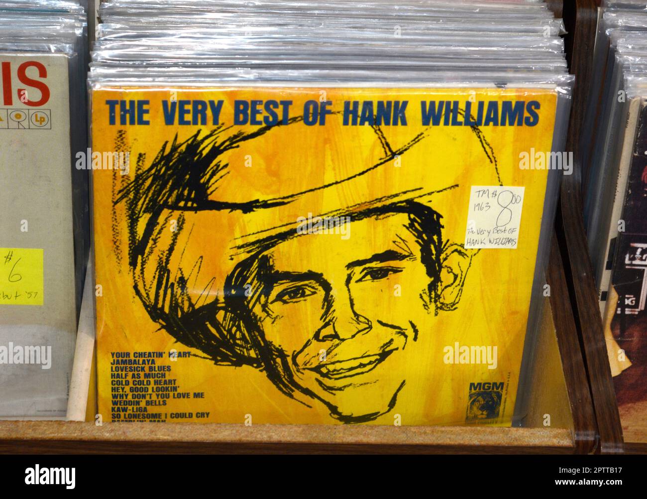 Un exemplaire de l'album de 1963, « The Very Best of Hank Williams », à vendre dans un magasin d'antiquités à Abingdon, en Virginie. Banque D'Images