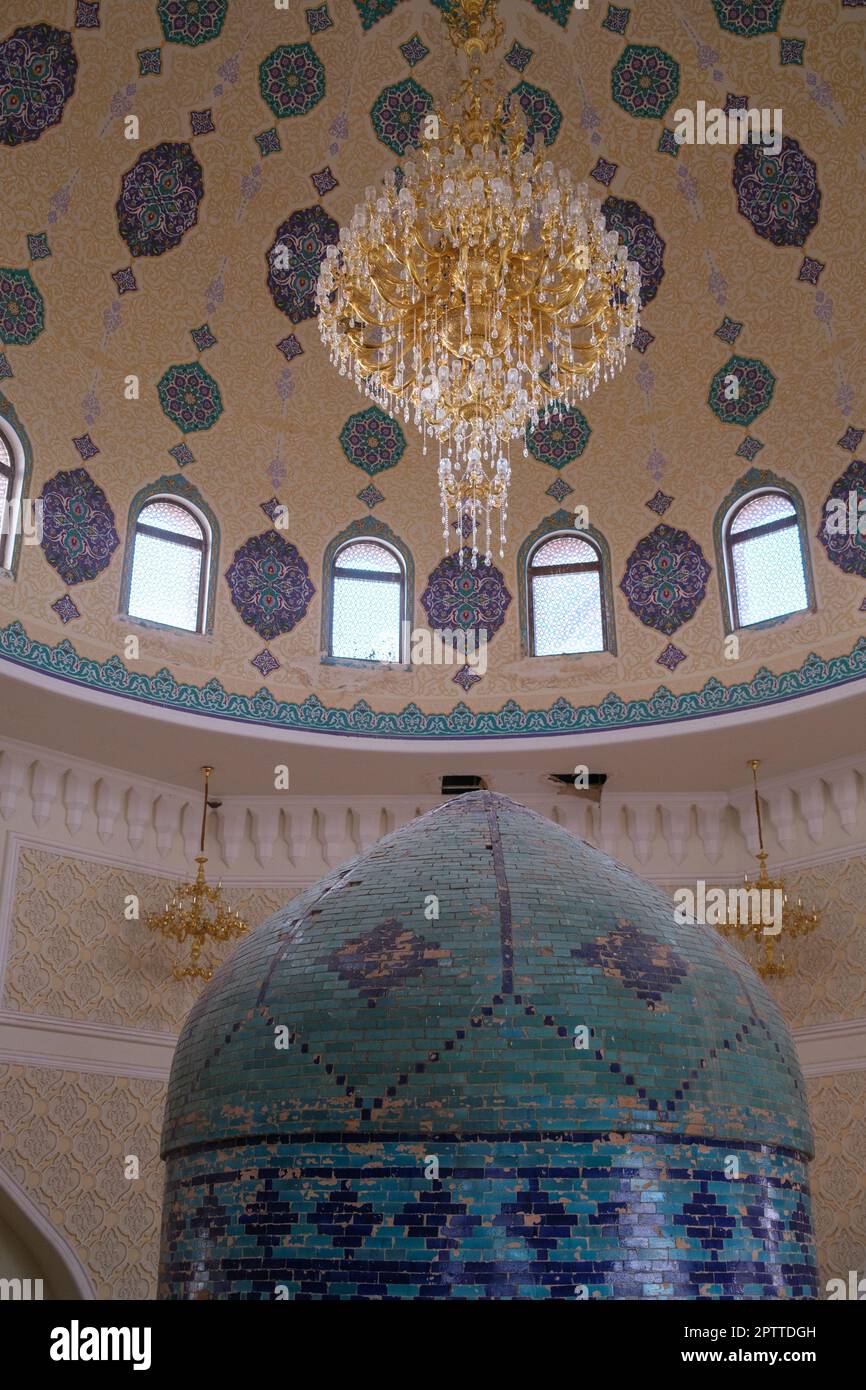 Mausolée d'Imamzade à l'intérieur de la mosquée Baghbanlar. Il est situé à la périphérie de Ganja, dans le nord de l'Azerbaïdjan Banque D'Images