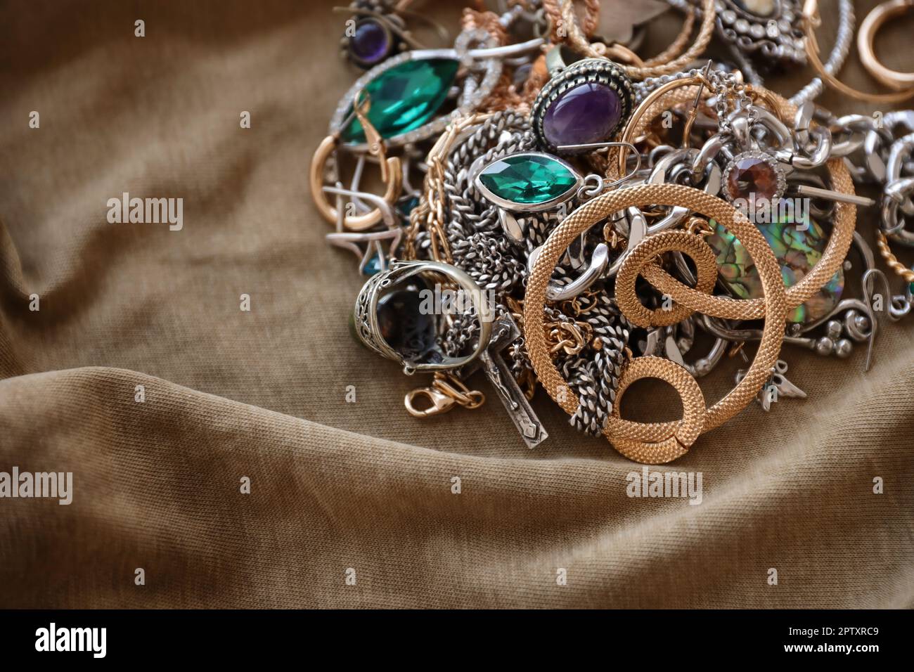 Bracelet En Bois Fantaisie Artisanat Russe - Signé Artiste Petrova - Neuf Avec étiquettes