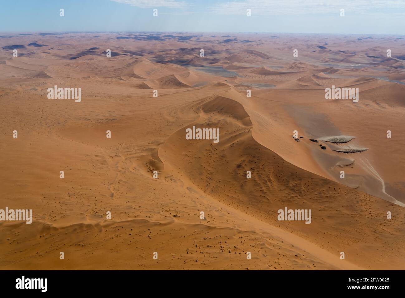 Photographie aérienne des dunes en Namibie Banque D'Images