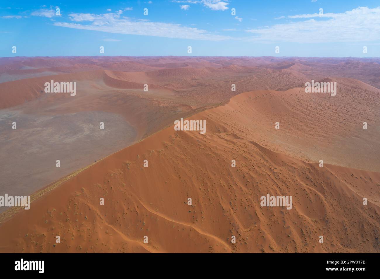 Photographie aérienne des dunes en Namibie Banque D'Images