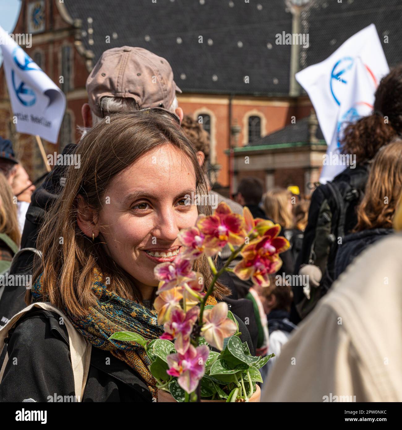 Copenhague, Danemark, 28 avril, 20223. Libérez la terre. Extinction Rebellion démontre à Christiansborg pour une nature plus protégée et une agriculture moins industrielle au Danemark. Les manifestants veulent transformer les terres agricoles en nature sauvage. (Credit image: © Stig Alenäs/Alay Live News) USAGE ÉDITORIAL SEULEMENT! Non destiné À un usage commercial ! Credit: Stig Alenäs/Alay Live News Banque D'Images