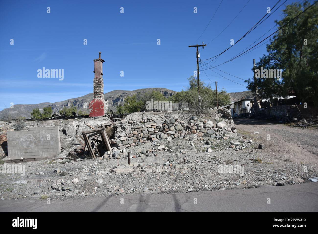 Hayden, AZ., États-Unis 2/18/2023. Fondée en 1909 par le Kennecott Copper Corp. En 1912, l'entreprise construit une fonderie de 300 m (1 000 pi) appelée Hayden Banque D'Images