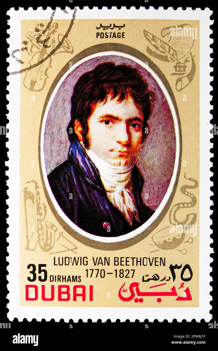 MOSCOU, RUSSIE - 08 AVRIL 2023 : timbre-poste imprimé à Dubaï montre Ludwig van Beethoven (1770-1827), compositeur, série de célébrités (II), vers 1972 Banque D'Images