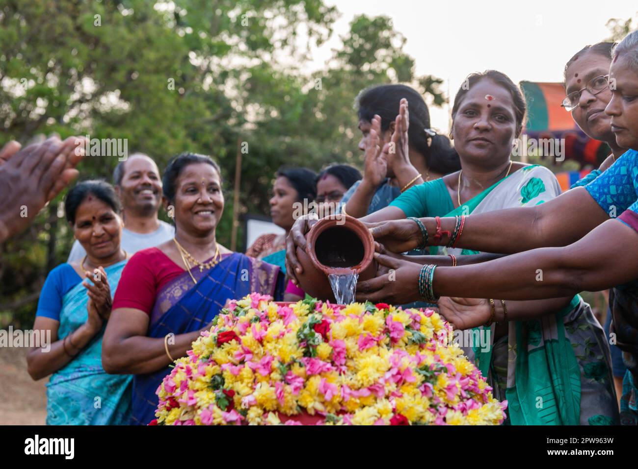 Auroville, Inde - 22nd mars 2023: Water Matters Mela. Dernier jour de la cérémonie de clôture du troisième Festival de l'eau qui a lieu dans la biorégion Banque D'Images