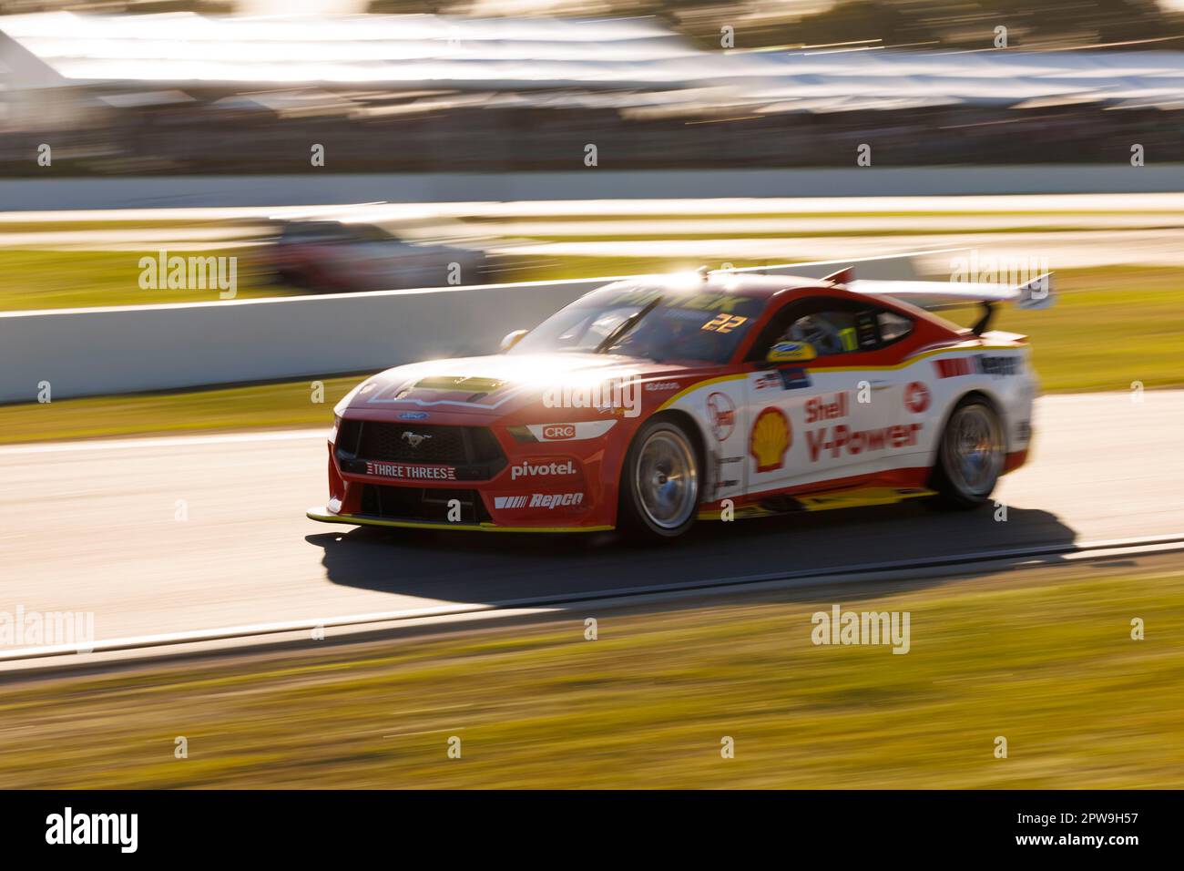 29th avril 2023 ; Wanneroo Raceway, Perth, Australie occidentale, Australie : Perth SuperSprint 2023 jour 2 ; pilote numéro 17 Shell V-Power Davison lors de la course 7 au Perth SuperSprint Credit: Action plus Sports Images/Alamy Live News Banque D'Images