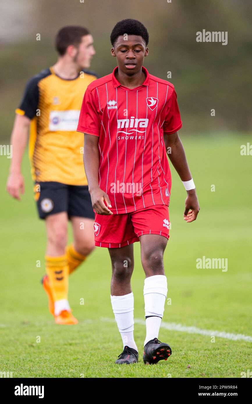 Cheltenham Town U18 v Newport County U18 dans la Ligue de l'Alliance jeunesse de l'EFL le 29th avril 2023. Banque D'Images