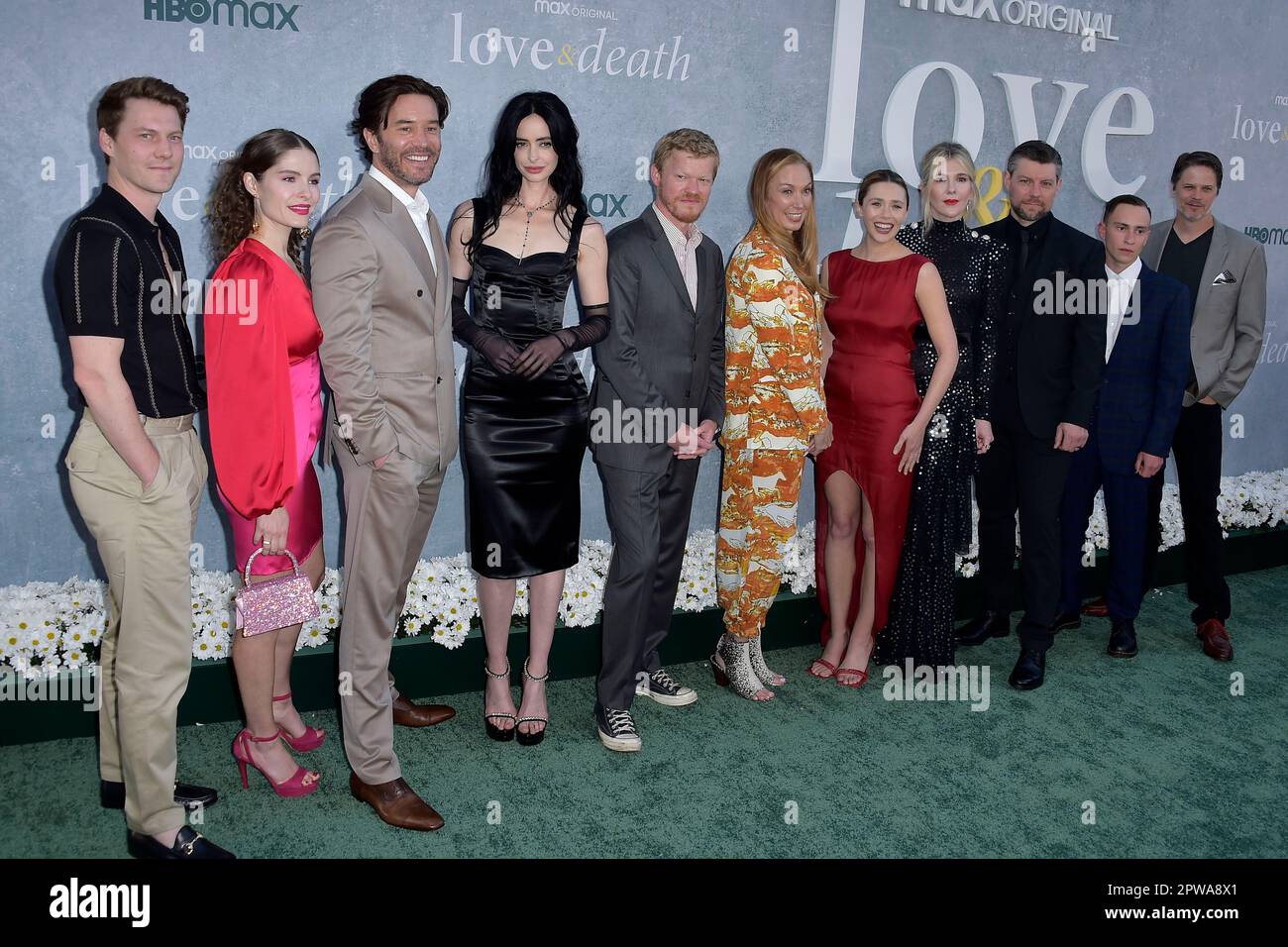 Adam Cropper, Olivia Applegate, Tom Pelphrey, Krysten Ritter, Jesse Plemons, Elizabeth Marvel, Elizabeth Olsen, Lily Rabe, Patrick Fugit, Keir Gilchrist und Richard C. Jones BEI der Premiere des HBO Max Streamingserie « Love & Death » BEI der Directors Guild of America. Los Angeles, 26.04.2023 Banque D'Images
