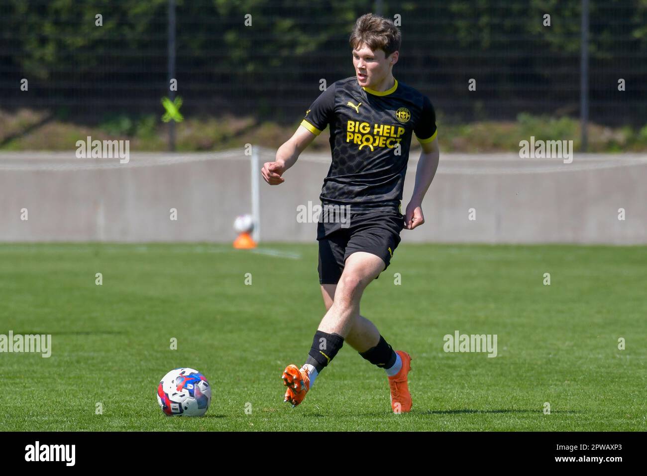 Swansea, pays de Galles. 29 avril 2023. Harrison Rimmer de Wigan Athletic pendant le match de la Ligue de développement professionnel entre Swansea City moins de 18 ans et Wigan Athletic moins de 18 ans à la Swansea City Academy à Swansea, pays de Galles, Royaume-Uni, le 29 avril 2023. Crédit : Duncan Thomas/Majestic Media/Alay Live News. Banque D'Images