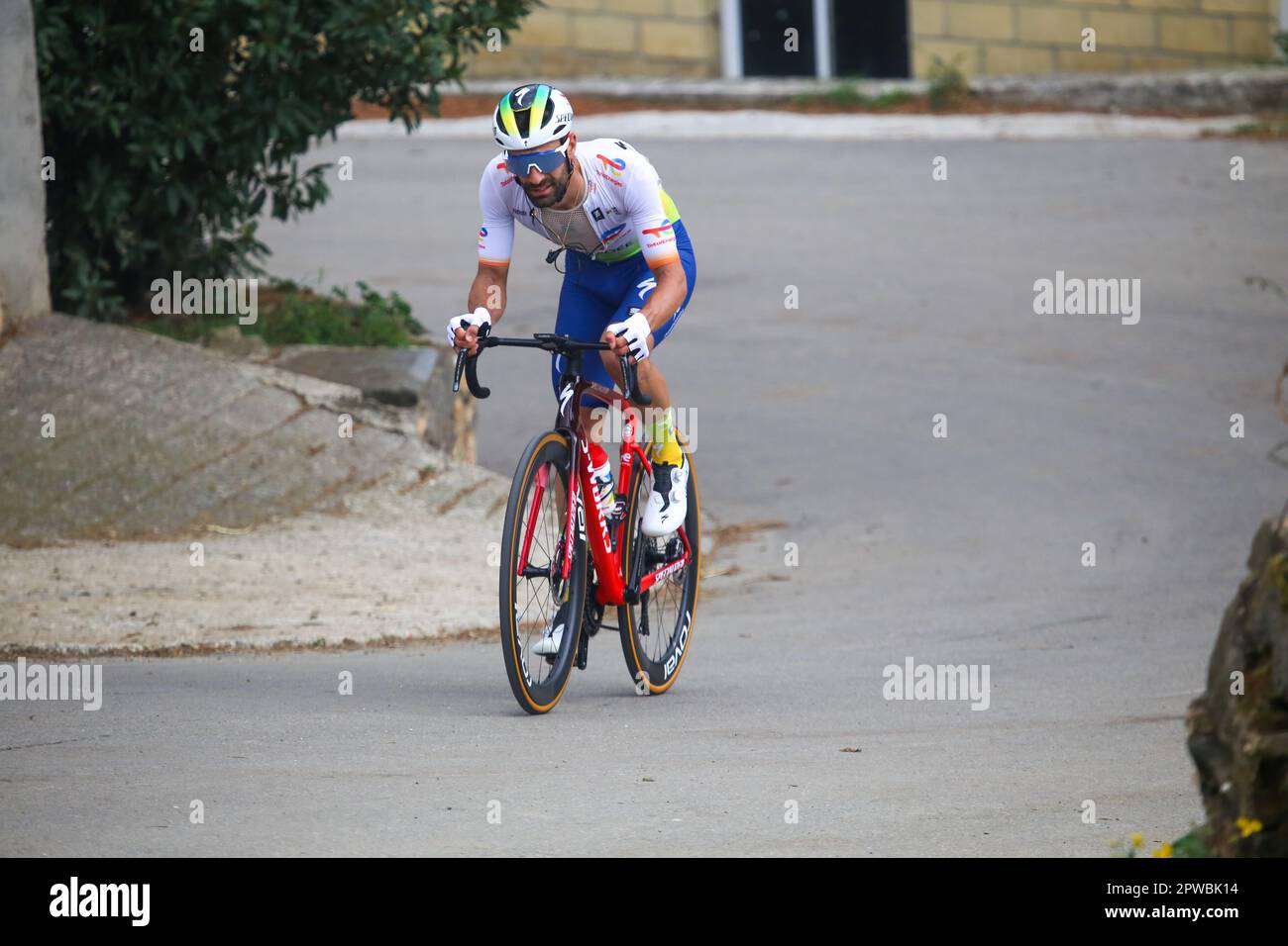 Las Tiendas, Espagne, le 29th avril 2023 : le pilote TotalEnergies Fabien Grellier pendant la phase 2nd de Vuelta a Asturias 2023 entre Candas et Cangas del Narcea, sur 29 avril 2023, à Las Tiendas, en Espagne. Credit: Alberto Brevers / Alay Live News Banque D'Images