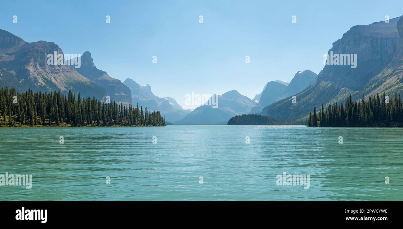 Panorama du lac Maligne, parc national Jasper, Canada. Banque D'Images