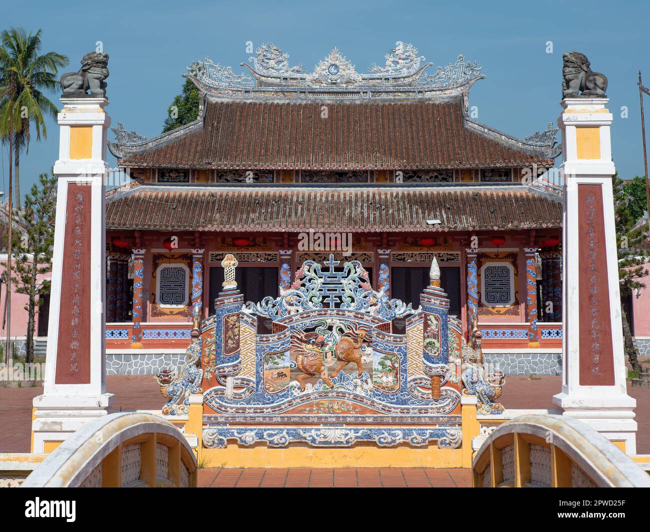 Le Temple Van Mieu à Hoi an, province de Quang Nam, Vietnam. La vieille ville de Hoi an est un site classé au patrimoine mondial, et célèbre pour son bâtiment bien conservé Banque D'Images