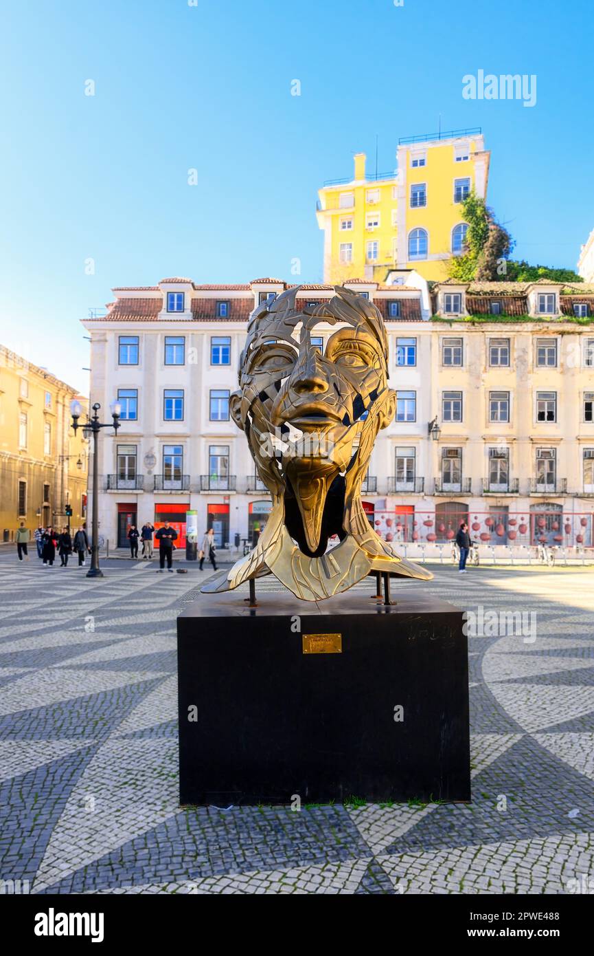 Sculpture sur la place municipale, Lisbonne, Portugal Banque D'Images
