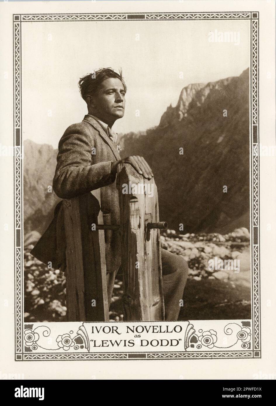 IVOR NOVELLO dans LA CONSTANTE NYMPHE 1928 réalisateur ADRIAN BRUNEL jouer / adaptation d'écran Margaret Kennedy et Basil Dean continuité Alma Reville producteurs Michael Balcon et Basil Dean Gainsborough Pictures / Woolf et Freedman film Service Banque D'Images