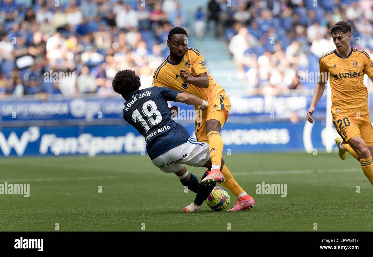 30.04.23 Oviedo, norte de España. Fútbol; Real Oviedo - Ponferradina de la liga SmartBank, liga2, jornada 38, en el nuevo Carlos Tartiere. Jugador de ponferradina Heriberto Moreno crédit.: Aurelio Flórez/Alamy Banque D'Images