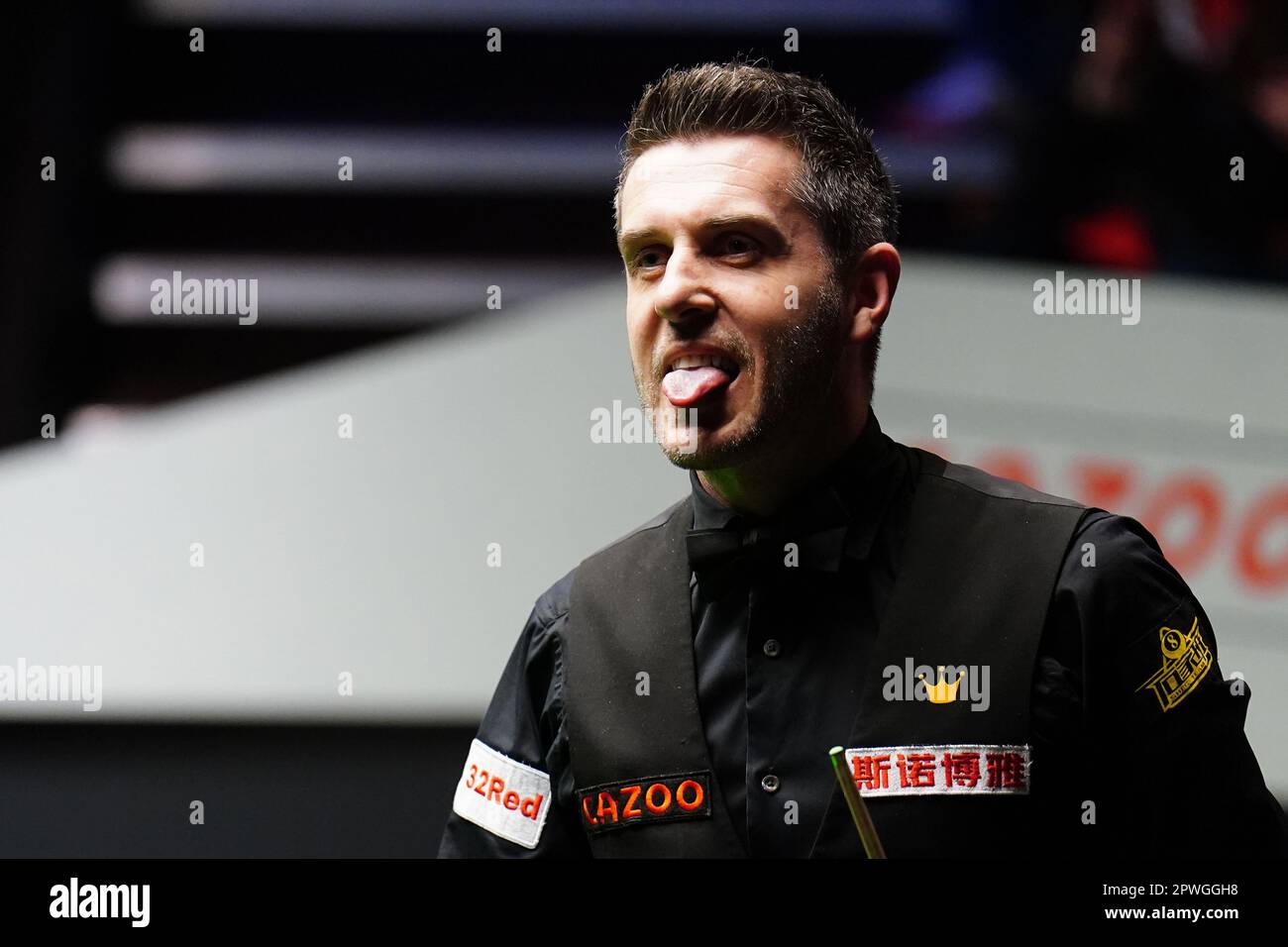Mark Selby réagit après avoir fait un 147 au cours de la finale le 16 e