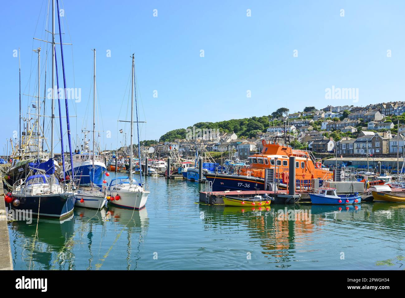 Le port de Newlyn, Newlyn, Cornwall, Angleterre, Royaume-Uni Banque D'Images