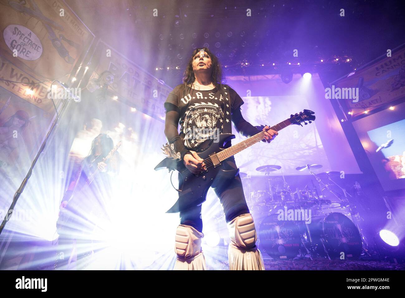 Oslo, Norvège. 26th, avril 2023. Le groupe de métal glam américain W.A.S.P. interprète un concert à Rockefeller à Oslo. Le chanteur, musicien et compositeur Blackie Lawless est ici vu en direct sur scène. (Crédit photo: Gonzales photo - Terje Dokken). Banque D'Images