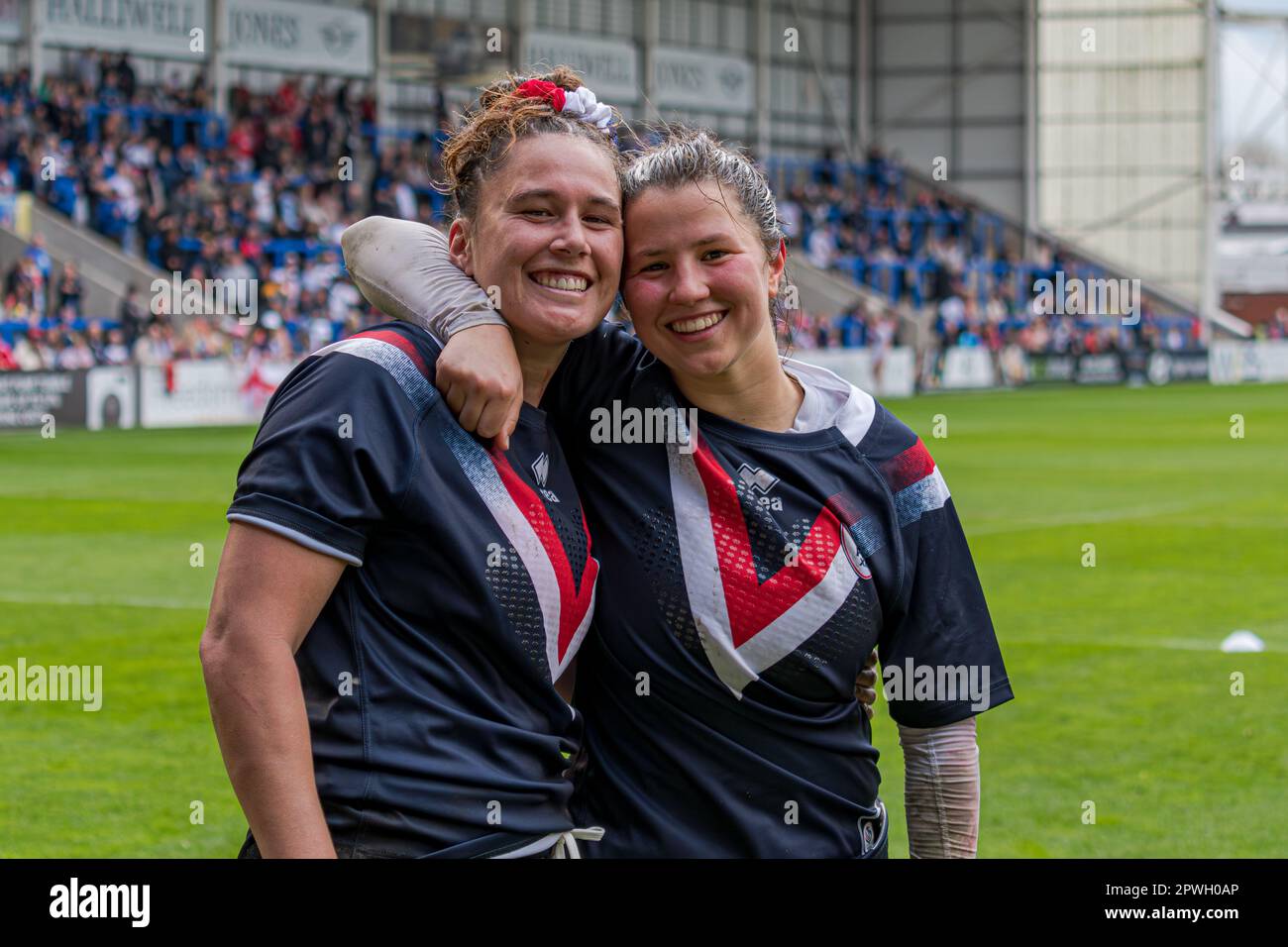 Stade Halliwell Jones, Warrington, Angleterre. 29th avril 2023. Angleterre contre France, Ligue de rugby pour femmes, Mid-Season International. Crédit : Mark Percy Banque D'Images