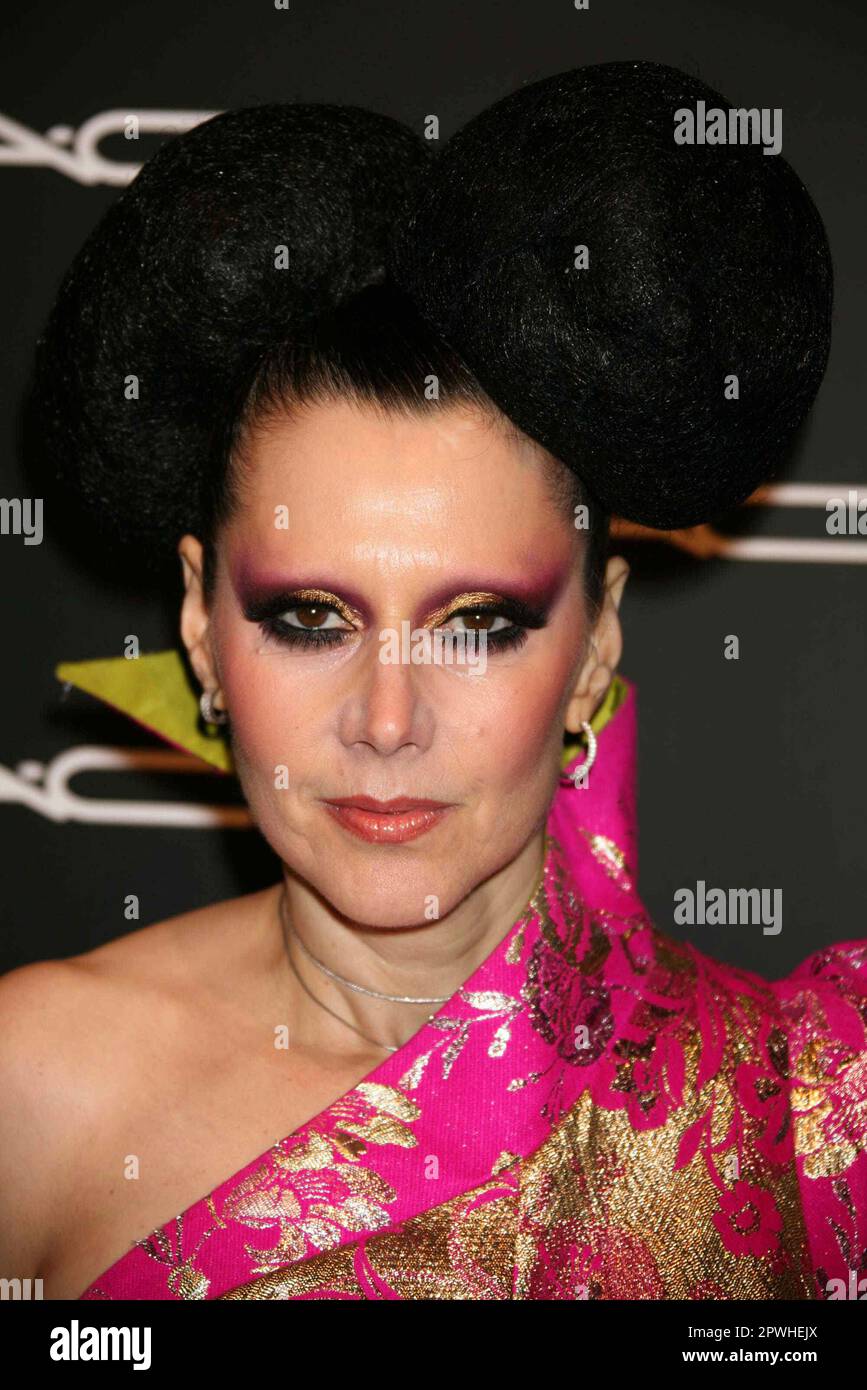 Susanne Bartsch au MAC Cosmetics Chinese New Year Celebration et Chinese Dress Exhibition à Eyebeam à New York sur 2 février 2006. Crédit photo : Henry McGee/MediaPunch Banque D'Images