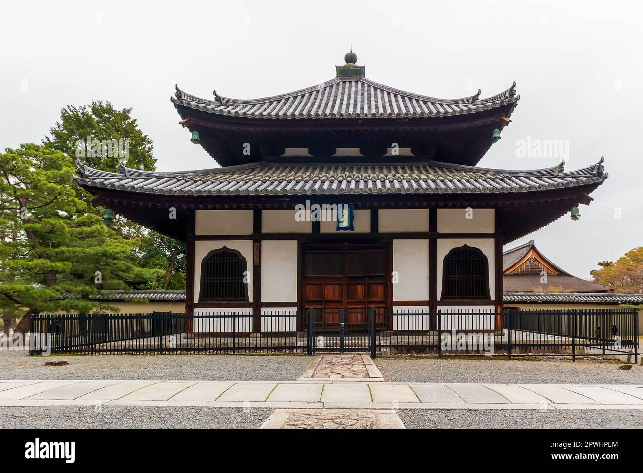 Kyoto, Japon - 25 mars 2023: Temple Myoshin-ji, complexe bouddhiste Zen ...