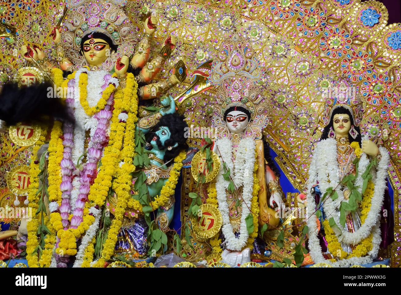 La déesse Durga avec un regard traditionnel en vue rapprochée dans un sud Kolkata Durga Puja, Durga Puja Idol, Un plus grand festival hindou Navratri en Inde Banque D'Images