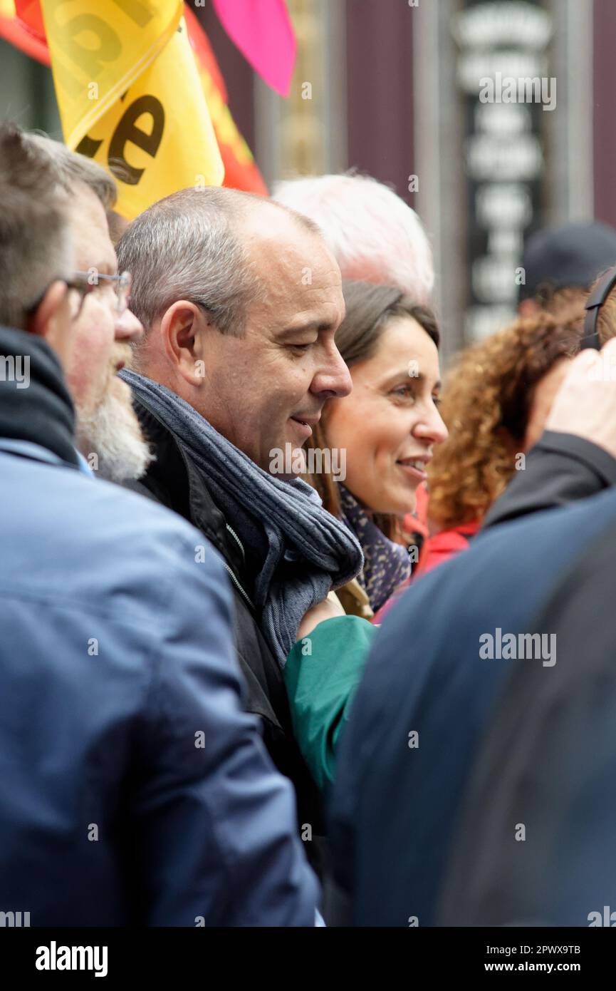 Les français dans les rues de Paris pour la tête du travail. 550000 personnes ont été défilés entre république et la place de la nation Banque D'Images