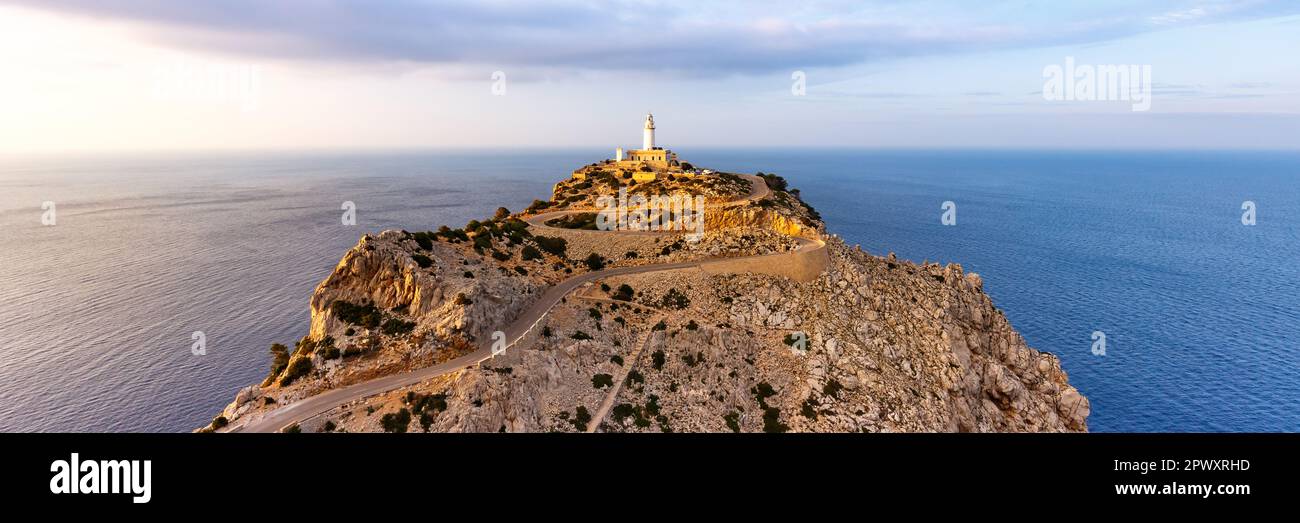 Majorque Phare de Majorque Cap Formentor vue panoramique soirée paysage nature Méditerranée Espagne voyage copie espace Banque D'Images