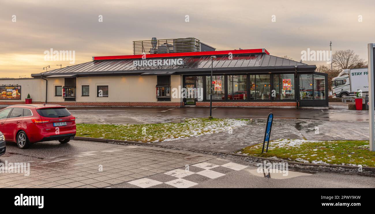 Göteborg, Suède - 10 janvier 2021: Extérieur du Burger King Järnbrott. Banque D'Images