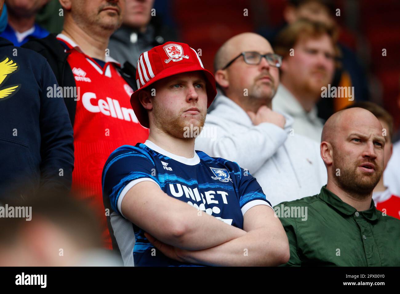 Un fan de Middlesbrough lors du match de championnat Sky Bet Rotherham United contre Middlesbrough au stade de New York, Rotherham, Royaume-Uni, 1st mai 2023 (photo de Ben Early/News Images) Banque D'Images