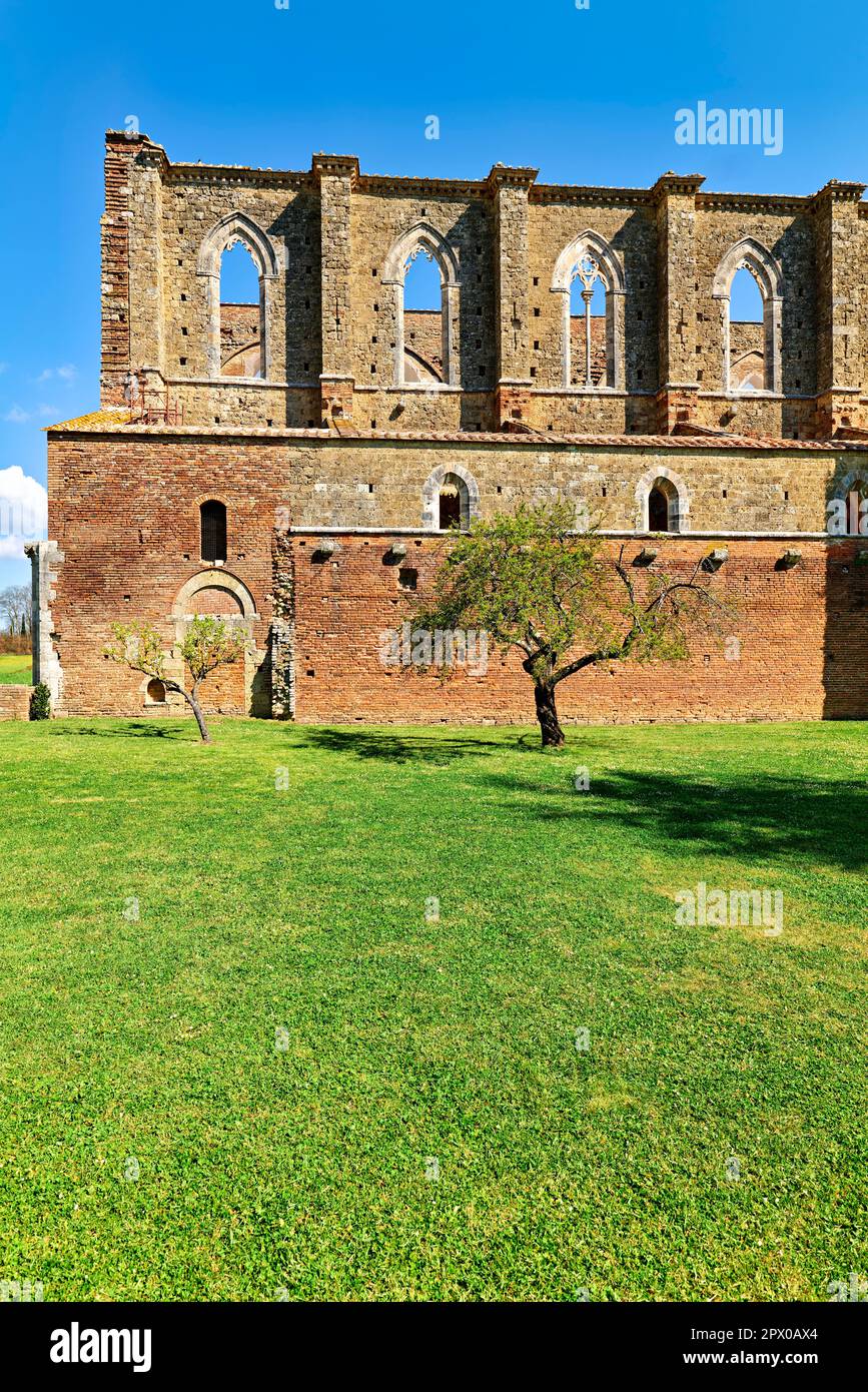 L'abbaye sans toit de Saint Galgano. Sienne Toscane Italie Banque D'Images