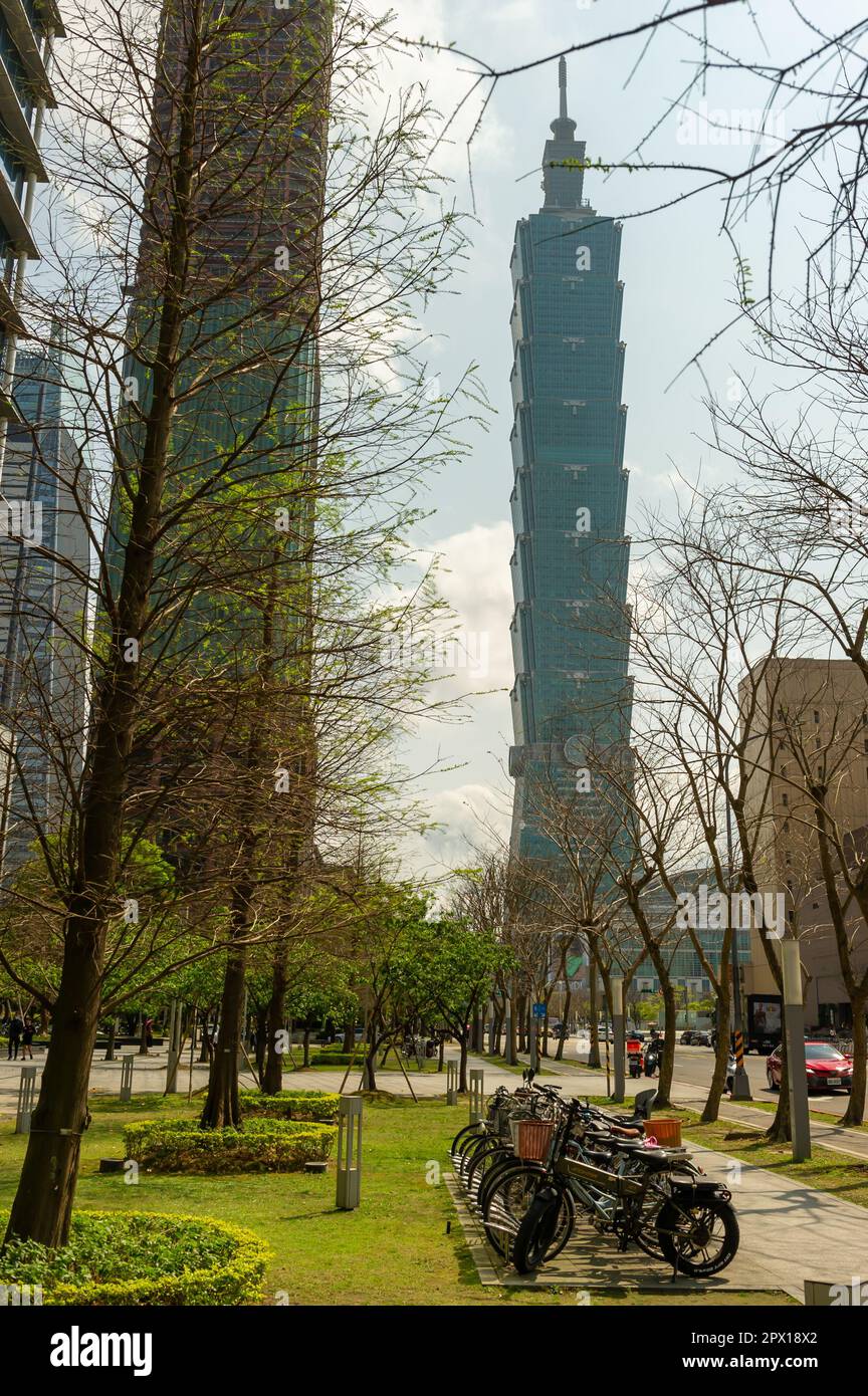 Tour Taipei 101, vue du sol, Taipei, Taïwan Banque D'Images