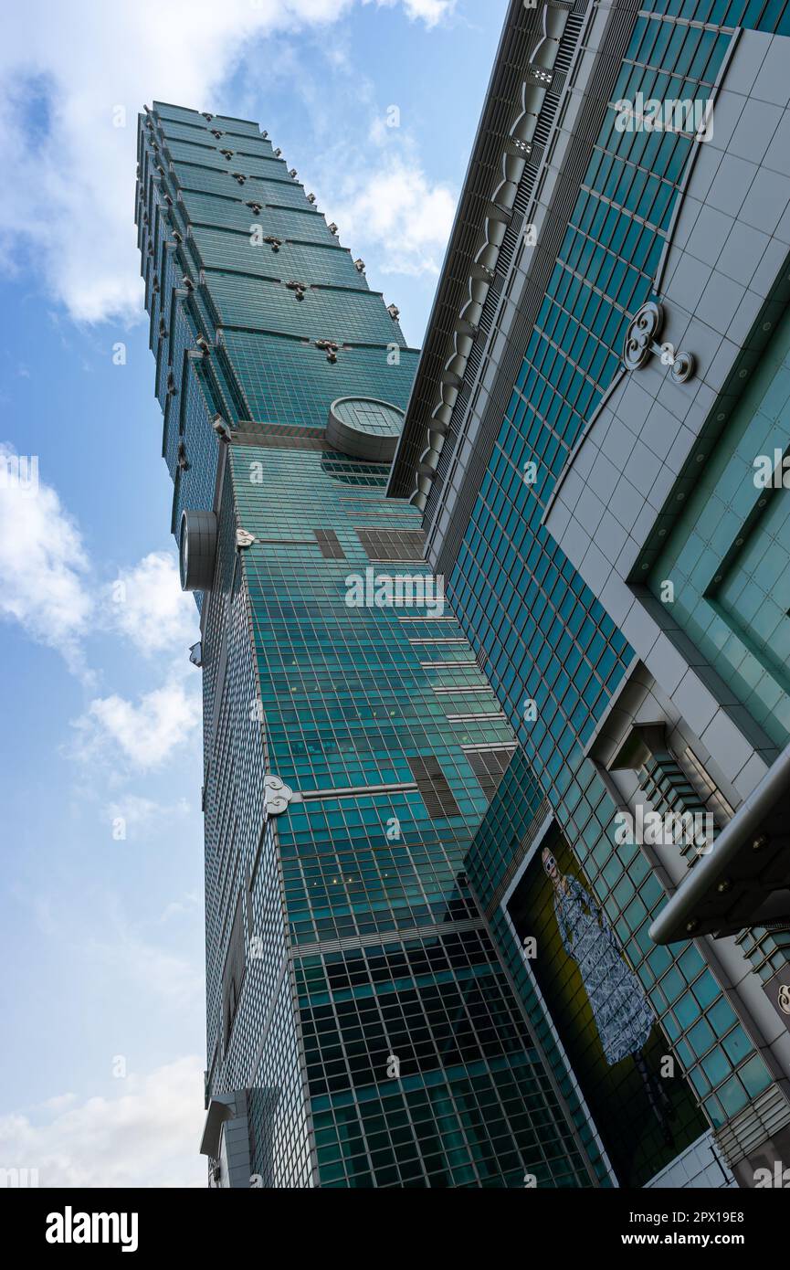 Tour Taipei 101, vue du sol, Taipei, Taïwan Banque D'Images