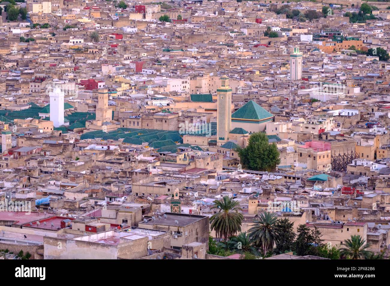 Mosquée Al Karaouine, construite en 859, la plus ancienne université du monde, Fès, maroc