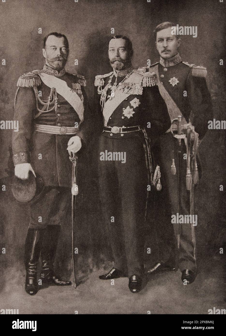 Première Guerre mondiale Grands alliés de la France. De gauche à droite : Nicholas II, empereur de Russie, George V, roi d'Angleterre, Albert I, Roi des Belges Banque D'Images